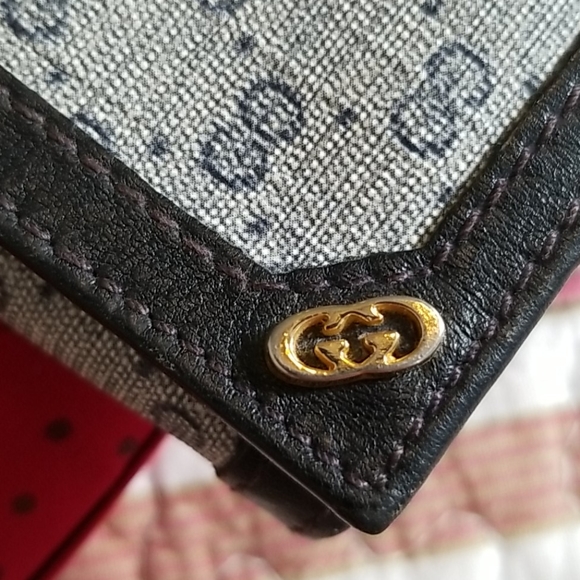 Vintage Gucci Key Holder- Authentic - Picture 16 of 16